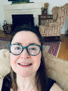 Meet your Posher, Arzu